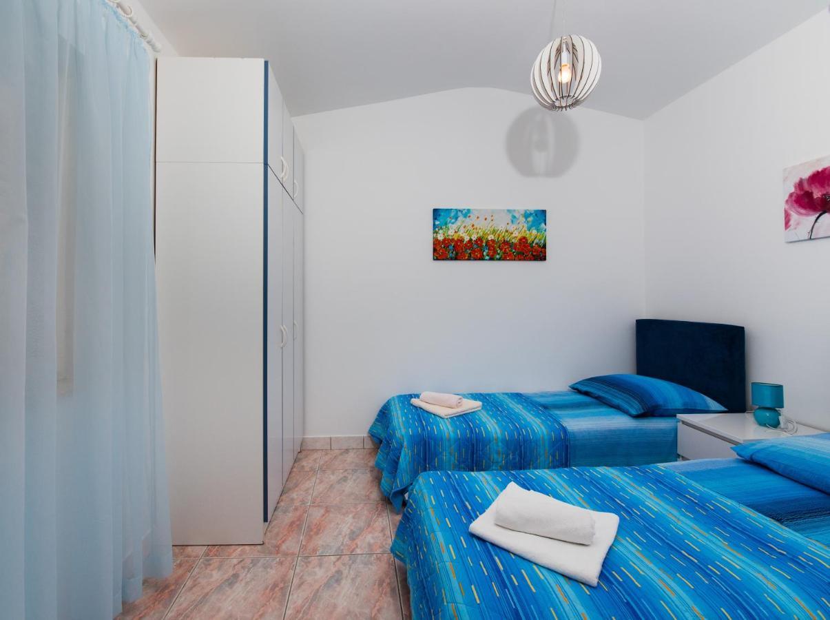 Apartments Care Donji Okrug  Kültér fotó