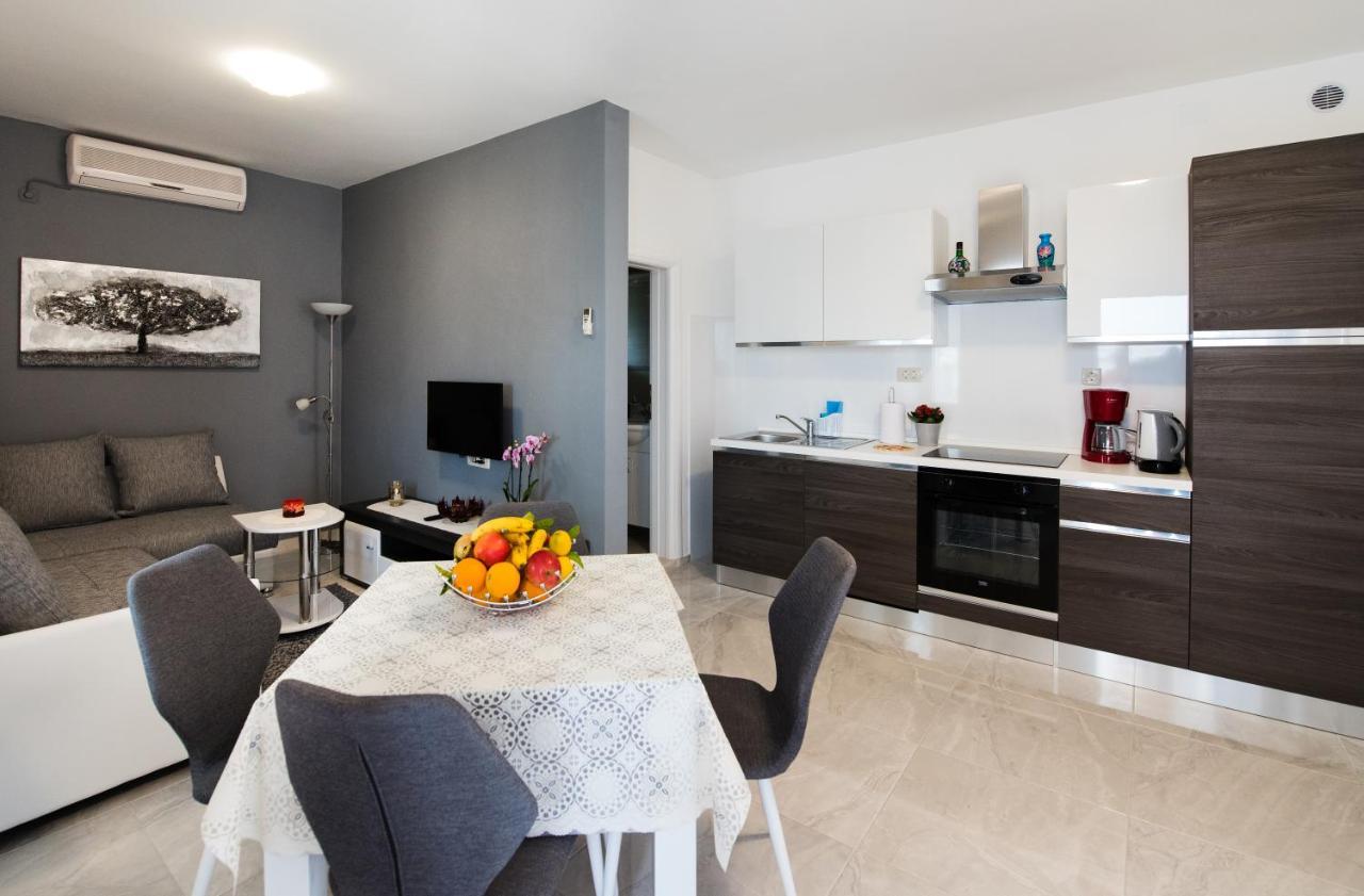 Apartments Care Donji Okrug  Kültér fotó