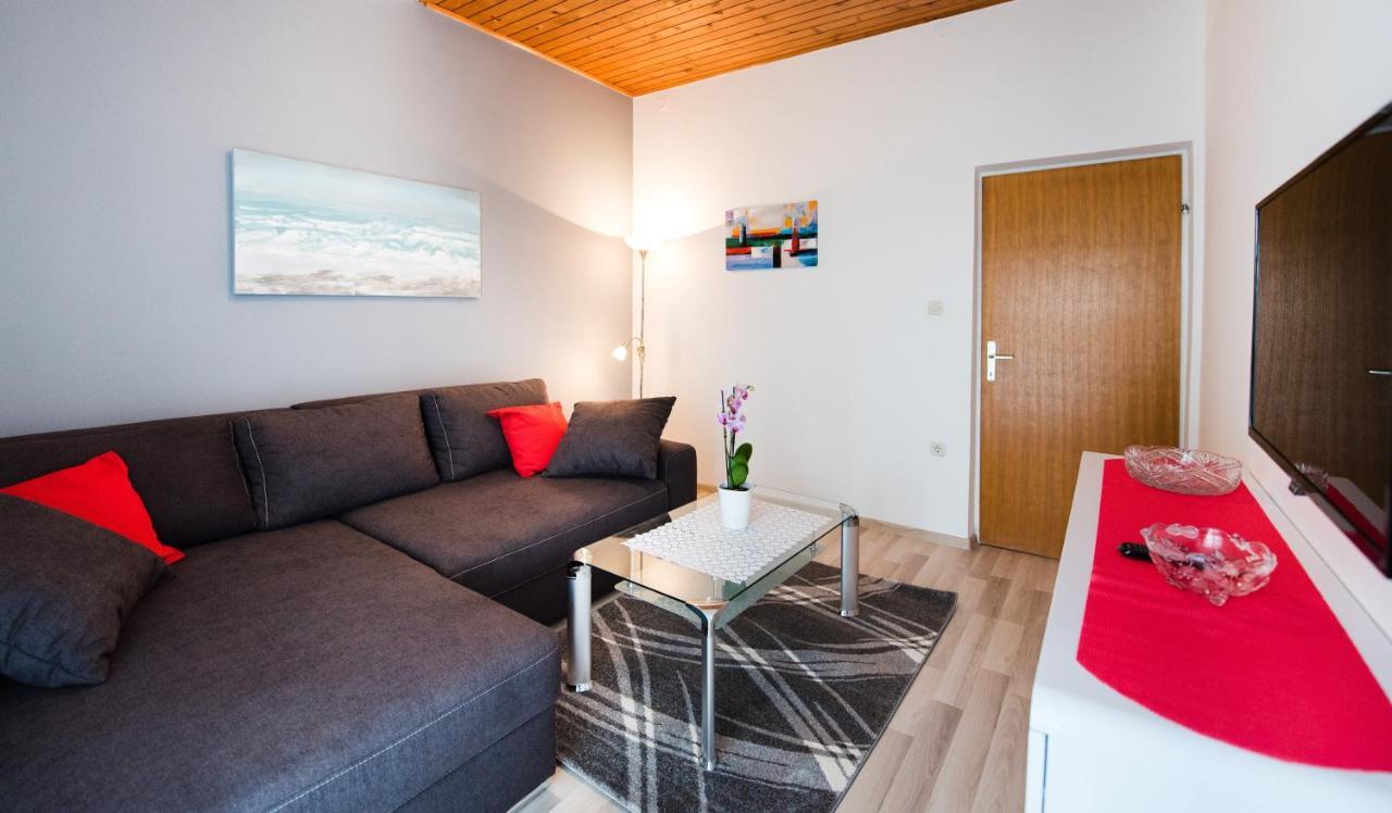 Apartments Care Donji Okrug  Kültér fotó
