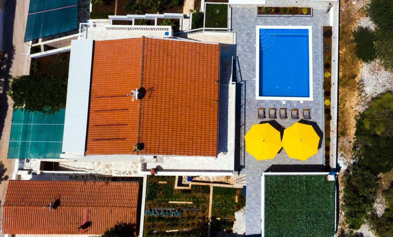 Apartments Care Donji Okrug  Kültér fotó